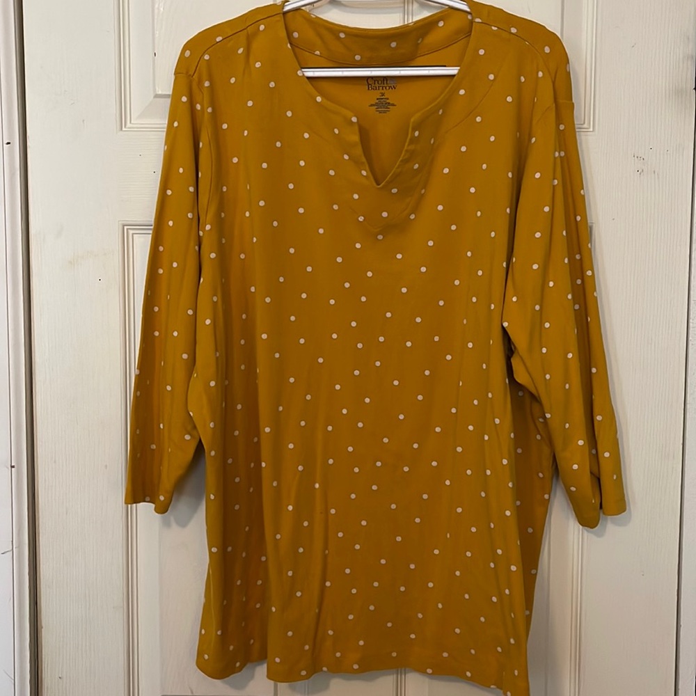 Women’s blouse